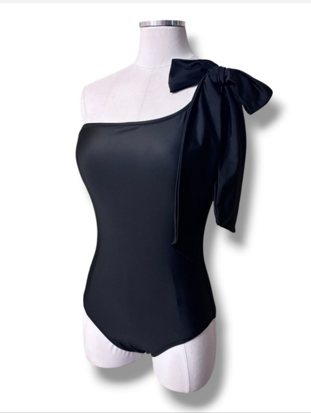J. CREW Black One Shoulder Bow One Piece Swimsuit Size 8